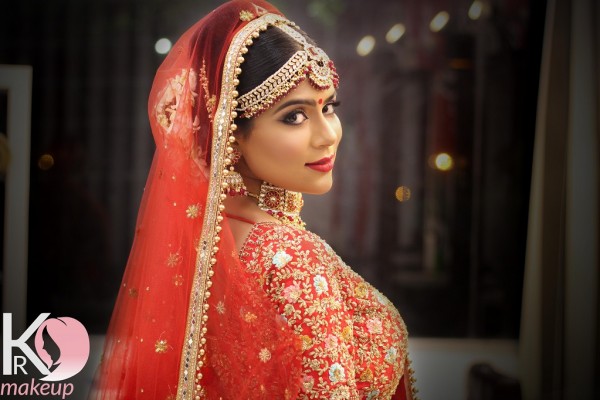 best-bridal-makeup-in-lucknow7034A23B-AB0A-AA28-BCF8-336EDD9FC317.jpg